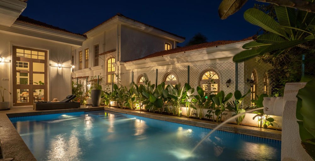 Aurelia - Villa C - Pool view at night